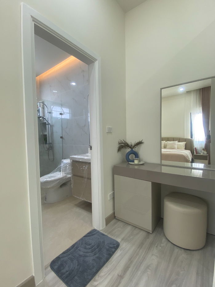 picture  Large single-storey detached house for sale - 15/20