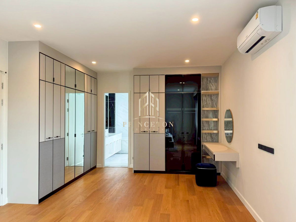 picture Luxury House For Sale CINQ ROYAL Krungthep Kreetha - 16/22