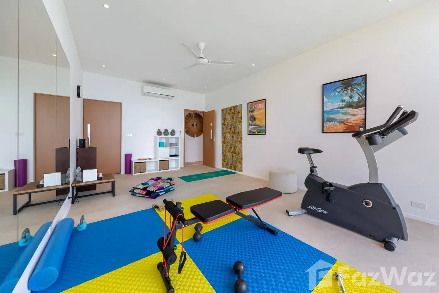 picture Luxury Living at Pacific Palisade Residence - 32/32