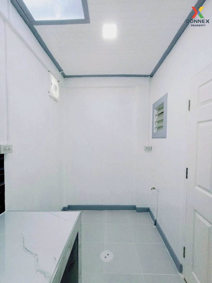 picture For Sale Townhouse/Townhome  , Pruksa 18/1 , newly renovated , Bang Mae Nang , Bang Yai , Nonthaburi , CX-127482 ✅ Live chat with us ADD LINE @connexproperty ✅  - 6/12