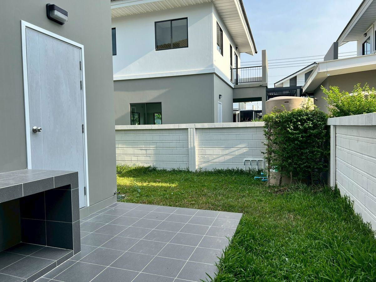 picture House for rent 🔥 Perfect Place Ramindra - Wongwaen 🔥 3 bedrooms, 2 bathrooms, fully furnished and equipped with appliances. - 6/21