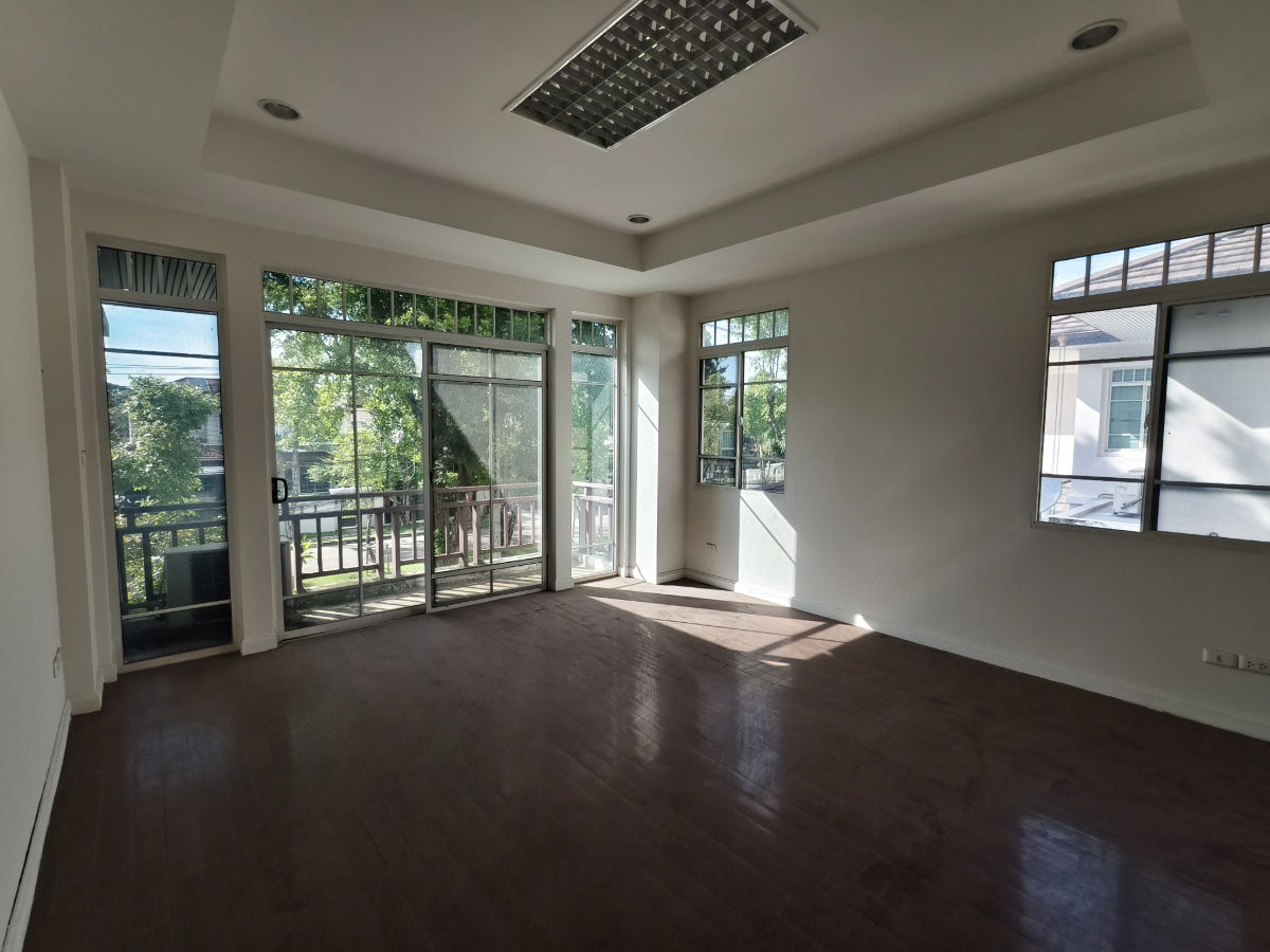 picture Affordable gem on Ratchaphruek Road!! Spacious single house for sale at Sivalee Pinklao–Sathorn, 71.3 sq.wah, right next to The Crystal. - 14/22