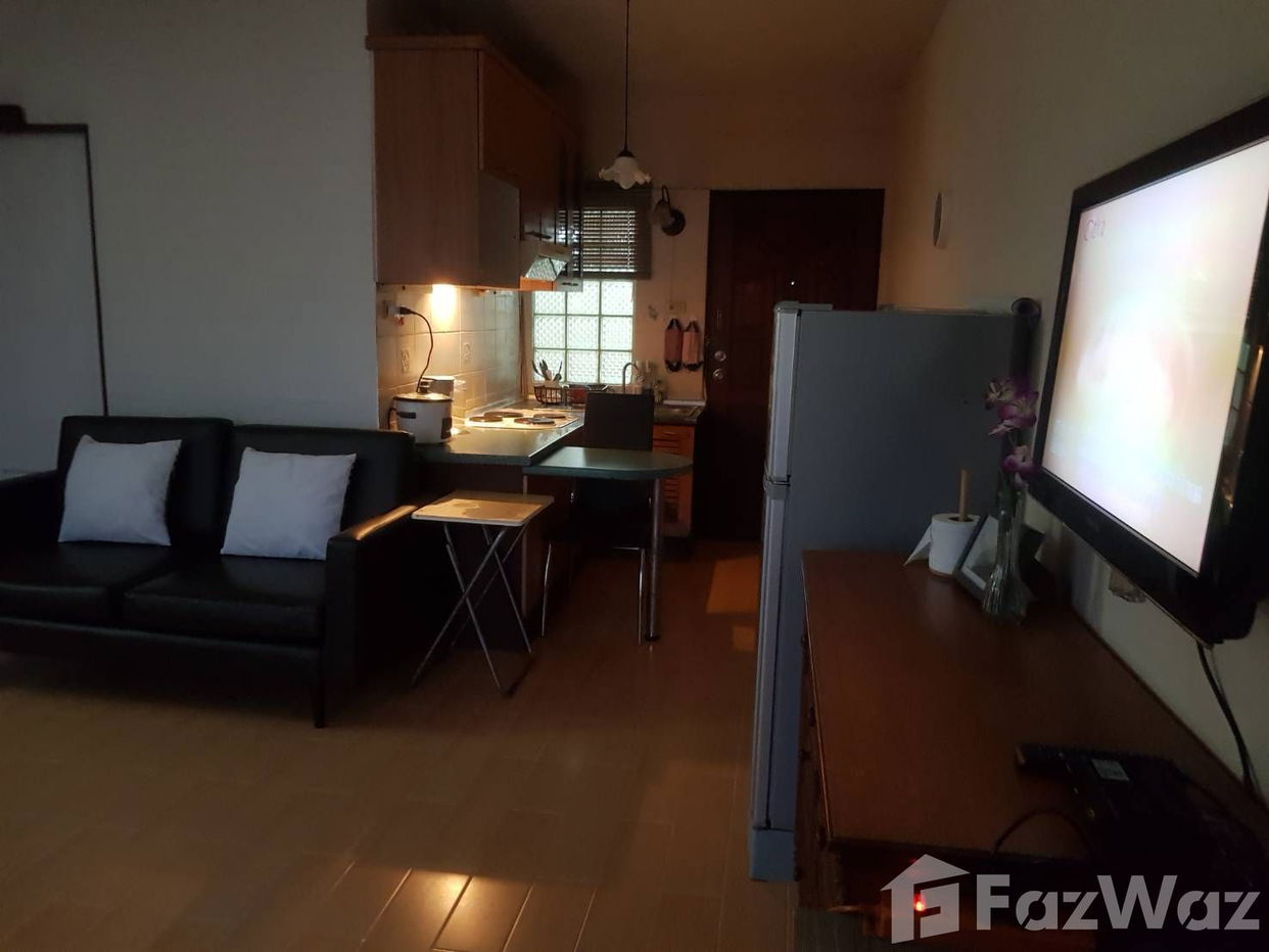 picture Saranjai Mansion Studio for Sale – Prime BTS Access! - 2/8