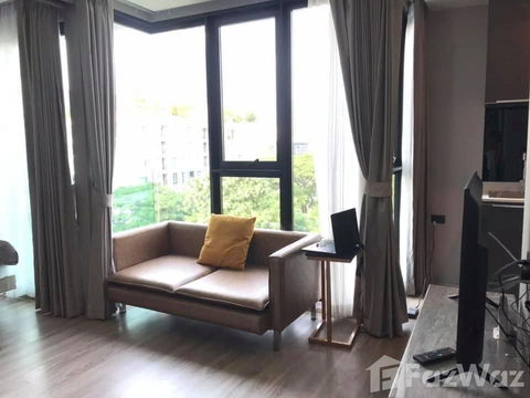 1 Bedroom Condo for sale at The Teak Sukhumvit 39