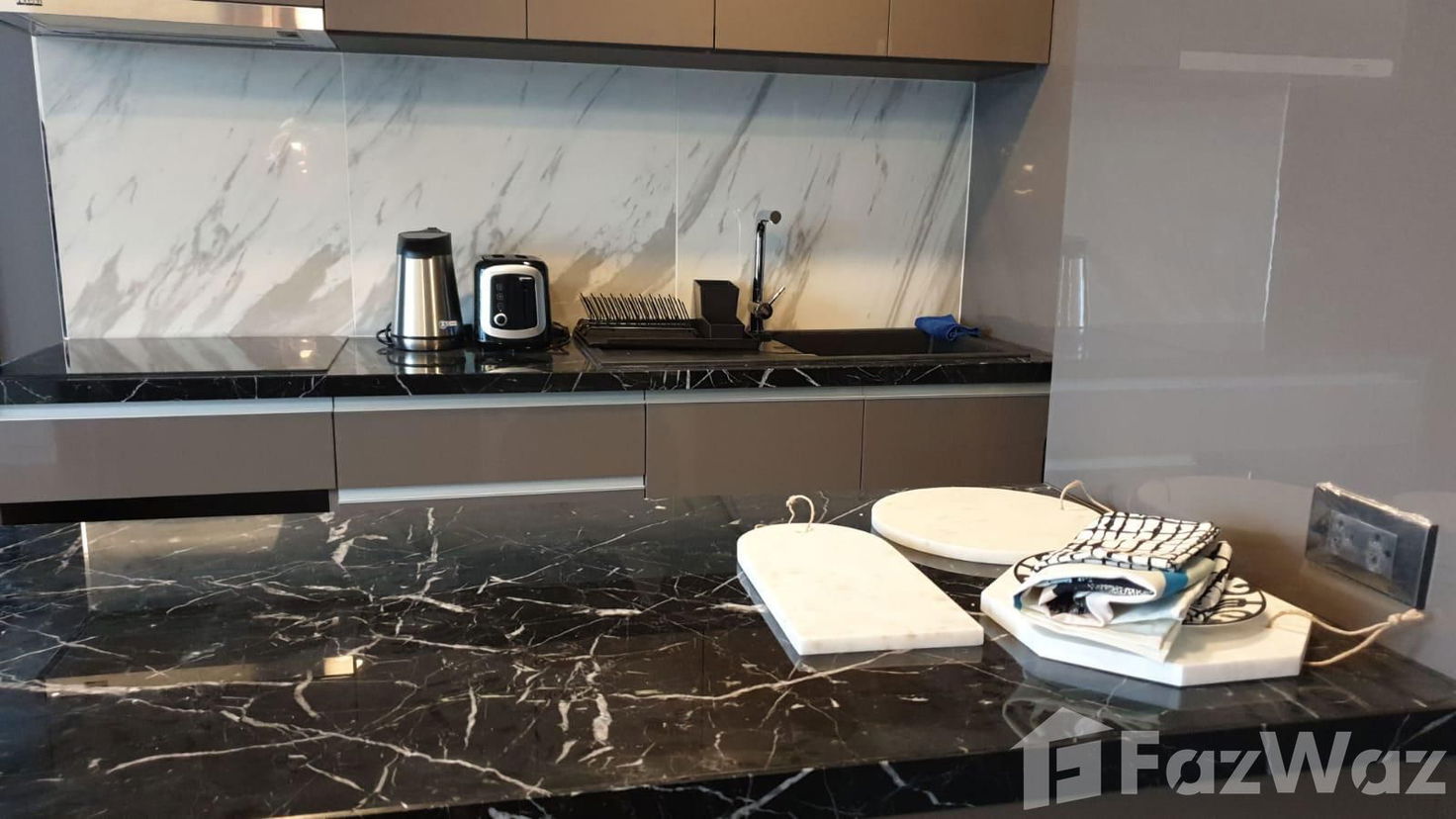 picture Fully Furnished 2 Bedrooms For Sale / Rent - 19/21