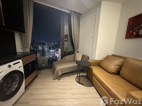 Rare Opportunity to Rent 1 Bedroom in the Edge on High Floor