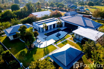 Houses for sale Hin Lek Fai, Prachuap Khiri Khan : 6 Bedroom Villa for sale in Hin Lek Fai, Prachuap Khiri Khan