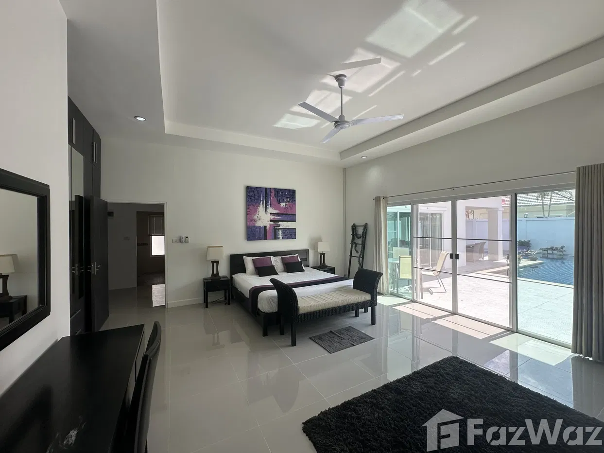 picture Large Private 4 Bedroom Pool Villa with Guest House - 22/31