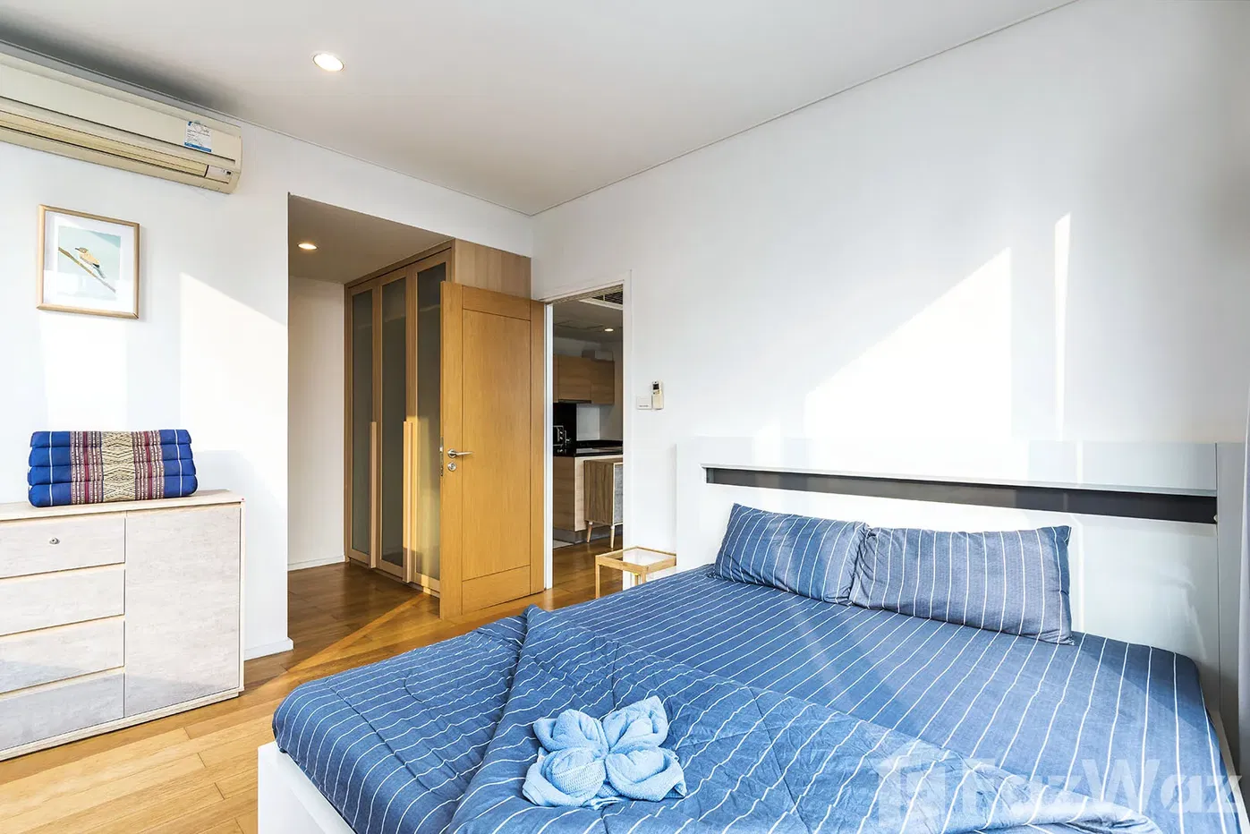 picture Cozy 1-bedroom modern condo close to BTS Asoke for RENT - 8/20