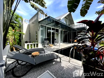 Houses for sale Phuket International Airport : Renovated 4 Bedroom Lakefront Villa in Casa Sakoo