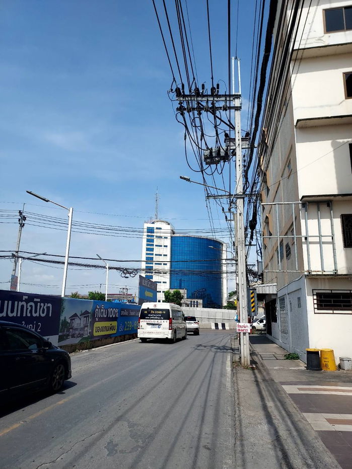 picture Commercial building for sale, 2 units (corner room) - 4/4