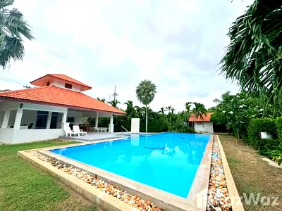 Houses for sale Hua Hin Market Village : 3 Bedroom Villa for sale at Tropical Vision