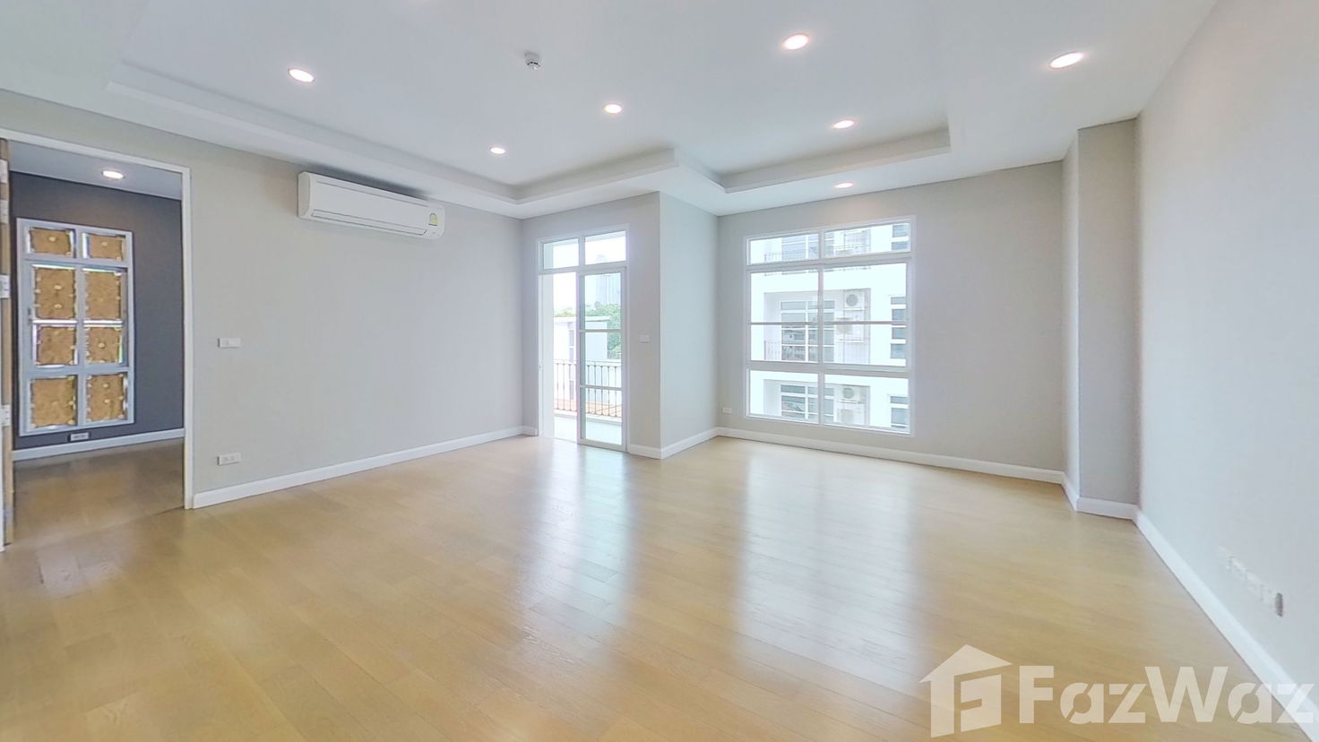 picture Opulently Bedecked: Unforgettable Bangkok Condo for Anyone Seeking Grandeur - 6/13