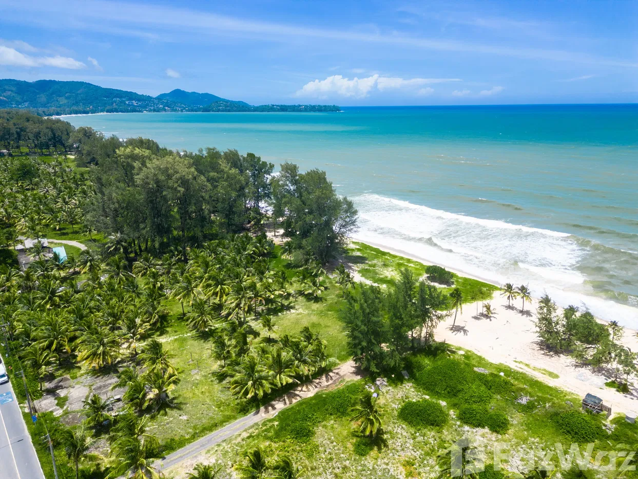 picture Stunning beachfront penthouse with a private pool and 3 bed - 6/35