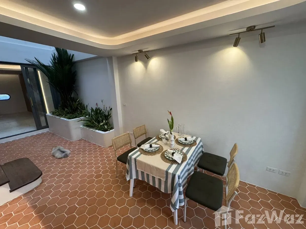 picture 2 Bedroom House for sale in Rawai, Phuket - 22/25