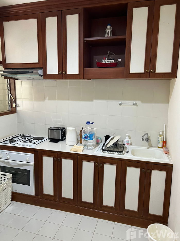 picture Golf-View 3 Bedroom Freehold Condo - 46/47