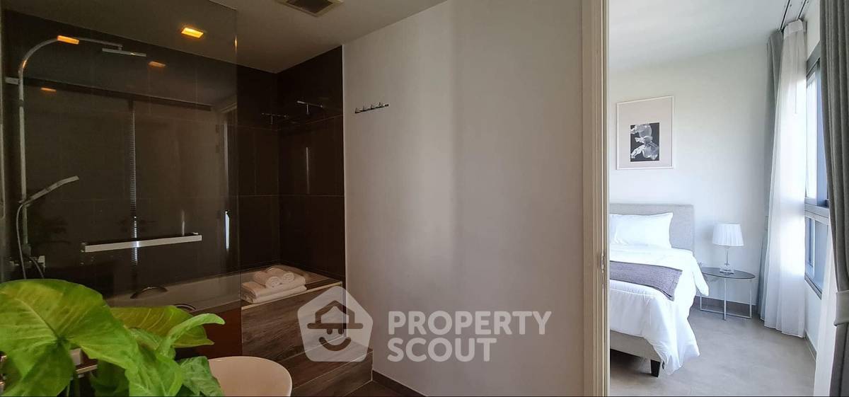 picture 2-BR Condo at Zire Wongamat close to Wong Amat (ID 1813984) - 8/15