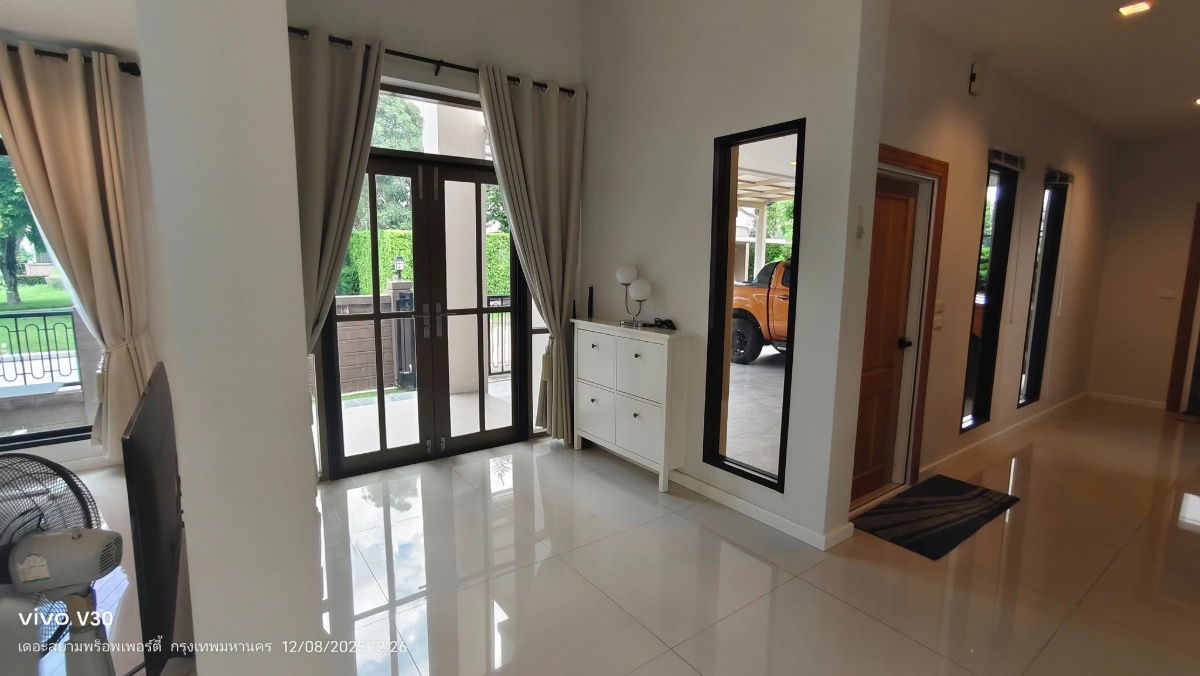 picture 🏡 For Rent: 120,000 THB/month ✨ Laddarom Wongwaen - Ramintra 4 beds 5 baths - 13/20