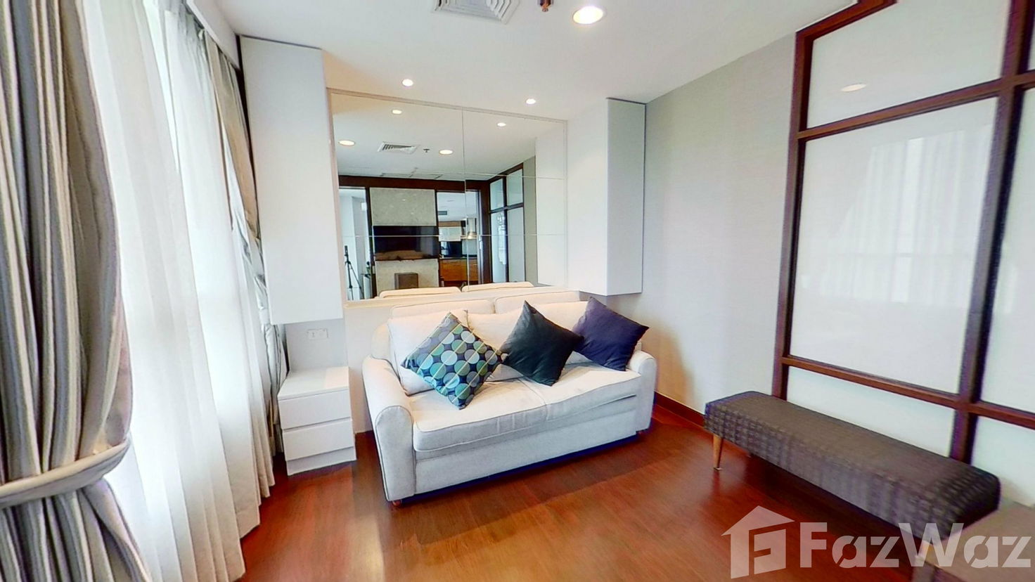 picture 2 Bedroom Condo for sale at Urbana Langsuan - 6/13