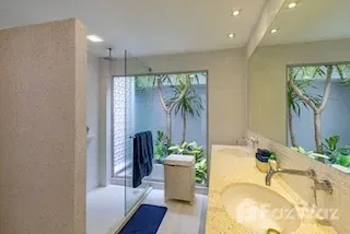 picture 2 Bedroom + Office Seaview Condo for Sale - 41/48