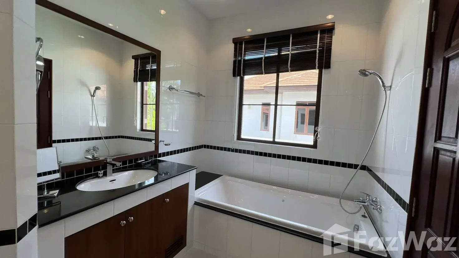 picture 2 Bedroom Villa for sale at Manora Village I - 18/22