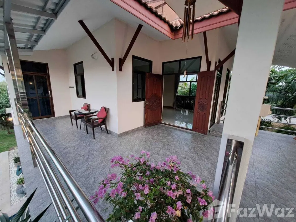 picture reduced! 4 Bedroom Villa at Royal Garden - 15/47