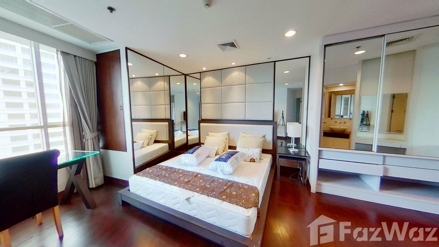 picture 2 Bedroom Condo for sale at Urbana Langsuan - 8/13