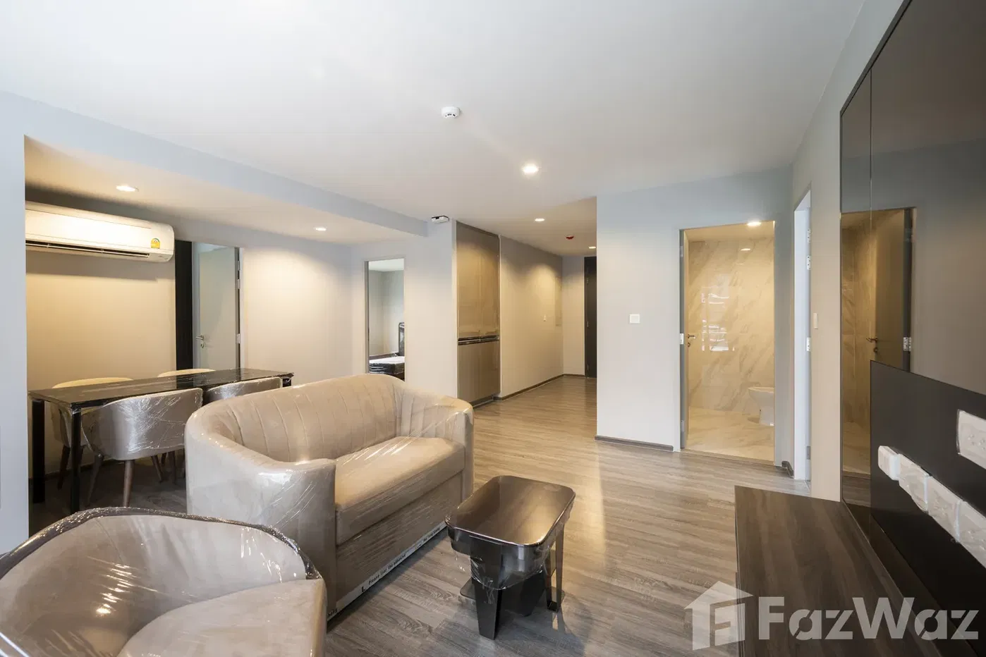 picture 3 Bedroom Condo for sale at Ideo Mobi Sukhumvit 40 - 1/17