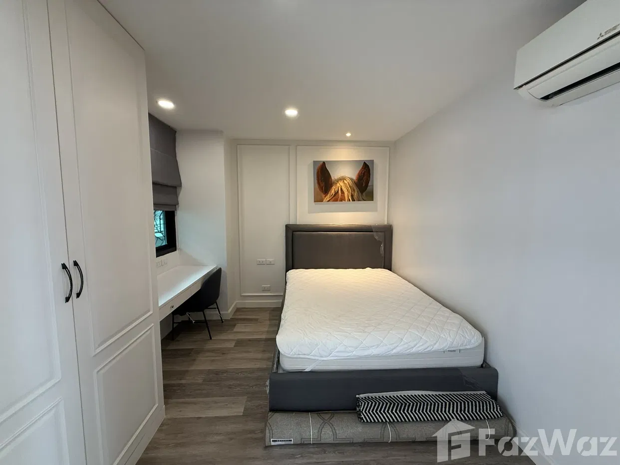 picture Fair Tower Near On nut BTS 450M ! 5647734 - 4/12