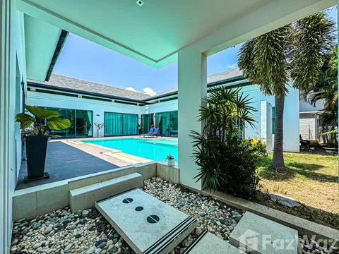 4 Bedroom Villa for rent in Rawai, Phuket