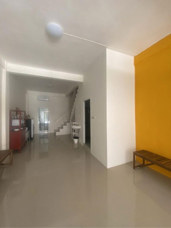 รูป ให้เช่า Townhouse ซอย ลาดพร้าว 62 - รูปที่ 2/16