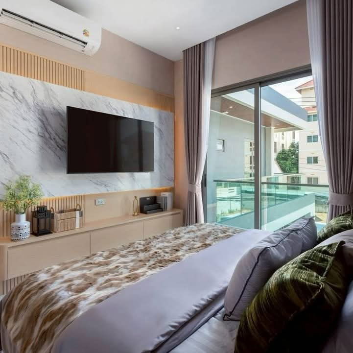 picture Newly built 2-storey pool villa for sale in the heart of South Pattaya. - 8/18