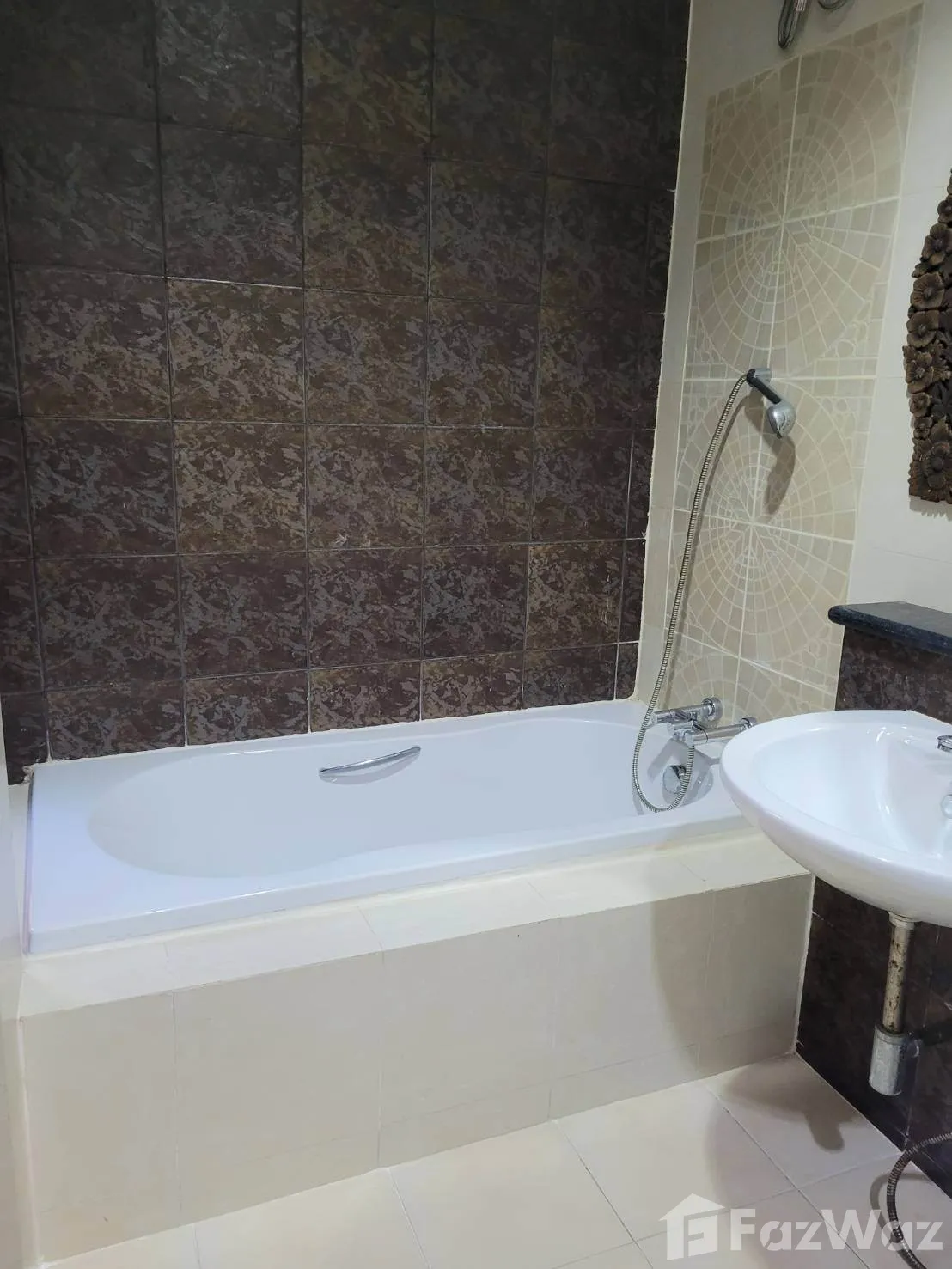 Pool Villa in quiet area of Patong 10 mins walk to the Beach 1398774 - image 6