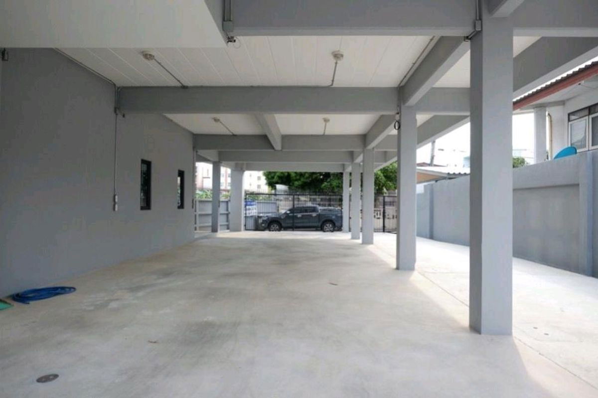 picture For Rent: 3-Storey Office Building / Home Office, Rama 9 Area, near The Nine Rama 9. - 14/15