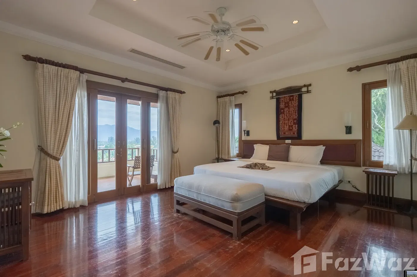 picture 5 Bedroom villa at Lakewood - 13/26