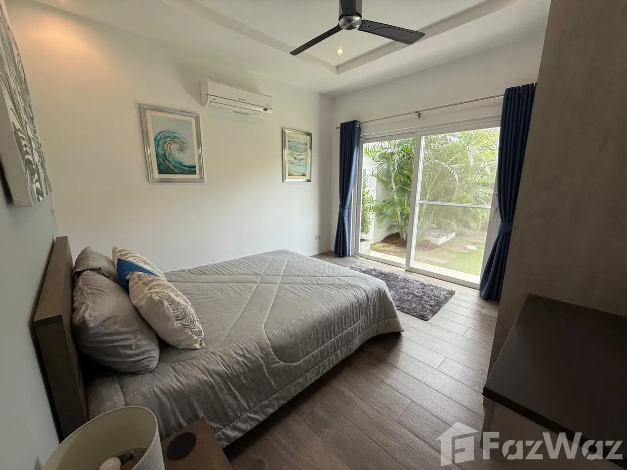 picture Spacious 3 bed 2 bath Home with Scenic Views and Privacy - 30/50