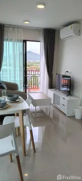 Fully furnished top floor condo with great city view
