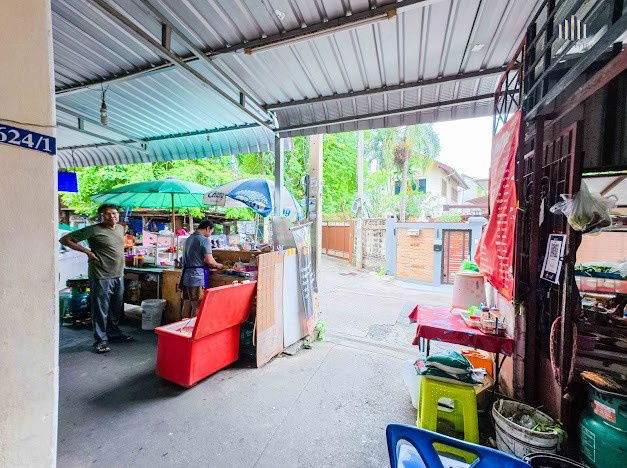 picture 7-storey apartment building for sale in a high-demand area near MRT Charan 13. Strong structure, consistent high occupancy - 3/22