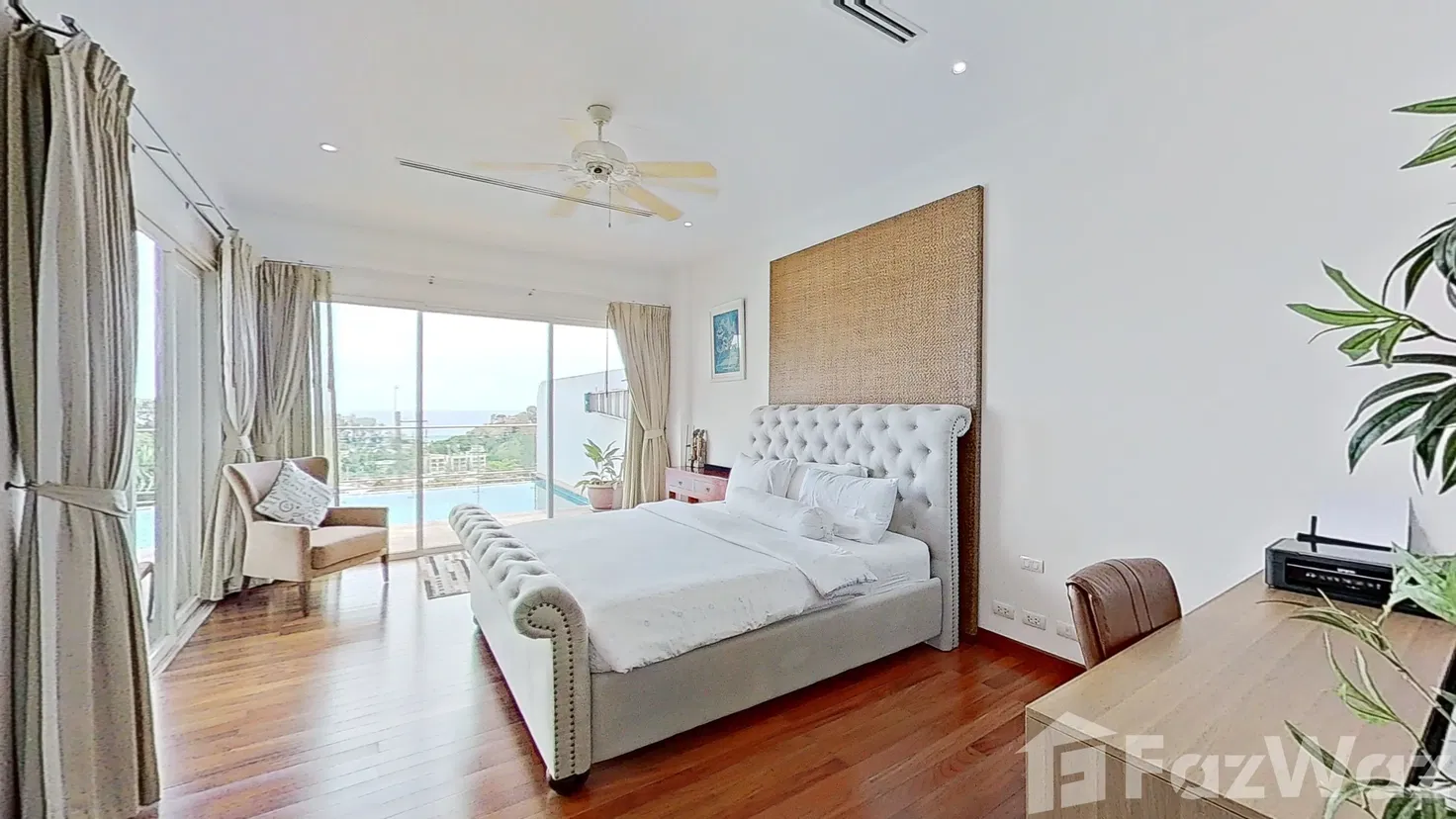 picture Stunning Sea View Pool Condo - 10/19