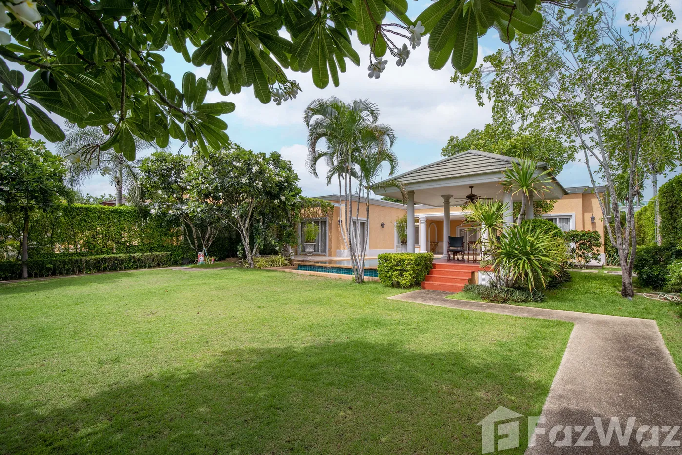 picture Luxury Vintage 3BR Villa with Pool, Garden & Bathtubs - 9/68