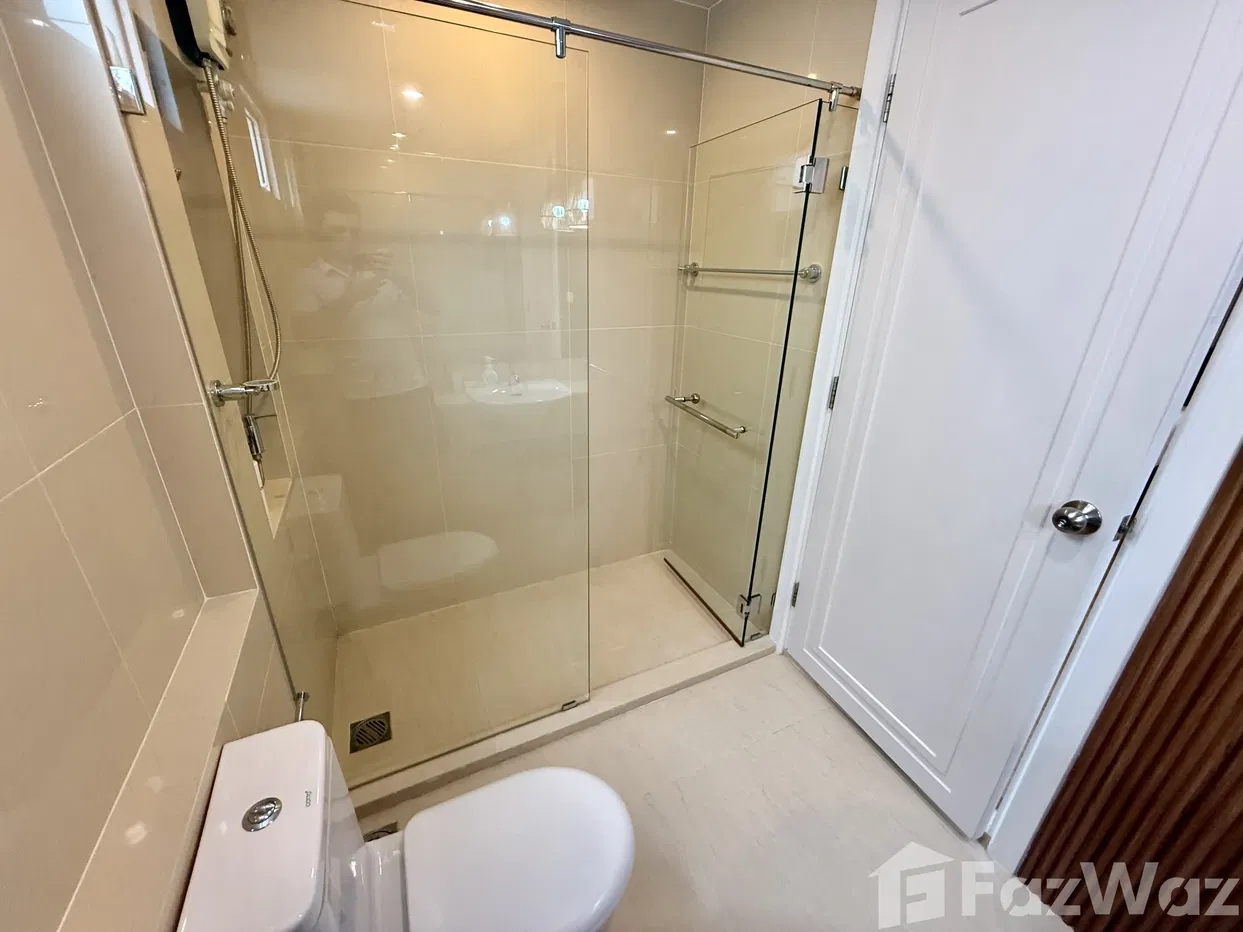 picture 3 Bedrooms Condo SeaView - 17/18