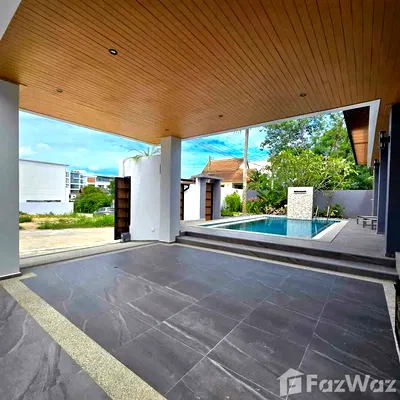Houses for sale Wiset Road Phuket : 3 Bedroom Villa for sale in Rawai, Phuket