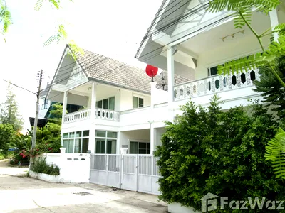 Houses for rent Khao Takiab : 3 Bedroom House for rent in Nong Kae, Prachuap Khiri Khan  5630511