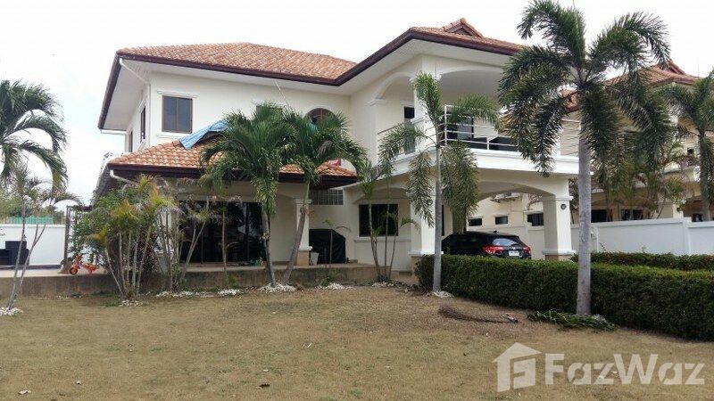 picture 4 Bedroom Villa for sale at Lakeside Court - 2/48