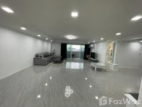 คอนโดให้เช่า 3 ห้องนอน ในโครงการ ดี.เอส. ทาวเวอร์ 1 สุขุมวิท 33