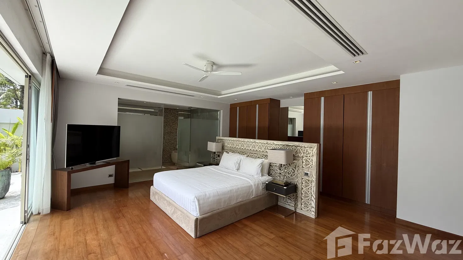 picture 4 Bedroom Villa - 26/43