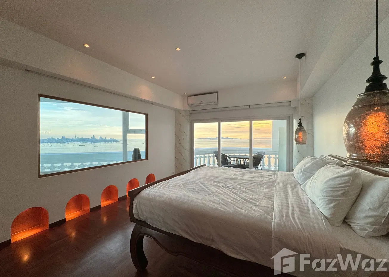 picture "LIVING IN A PICTURE" at Park Beach Condominium - 16/31