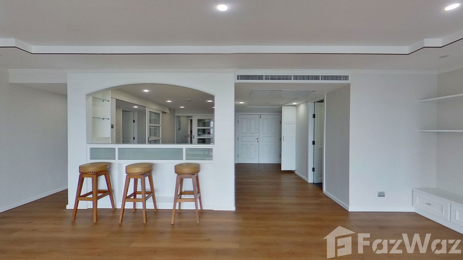 picture Newly Renovated Large Unit for Sale - 1/17