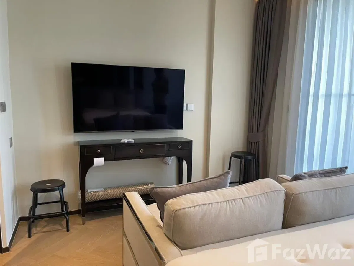 picture The Reserve Sukhumvit 61 Luxury Condo Near Ekamai for sale - 2/8