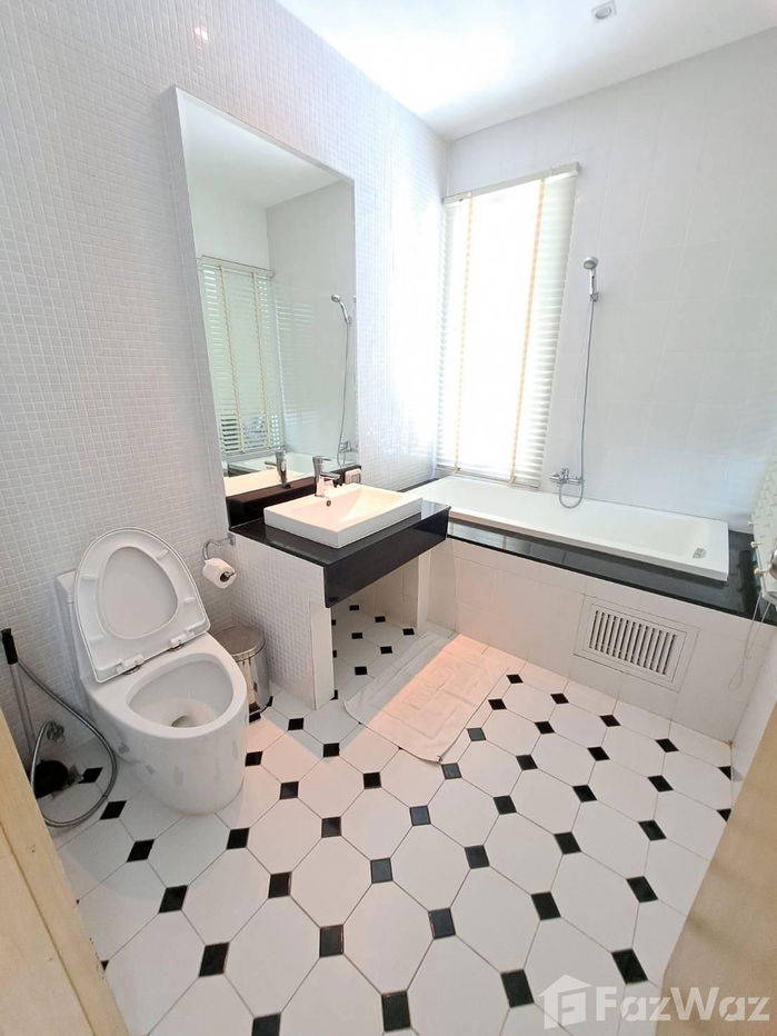picture 2BR Condo: Partial Sea Views, Pool Access, Luxury living 1745020 - 5/11